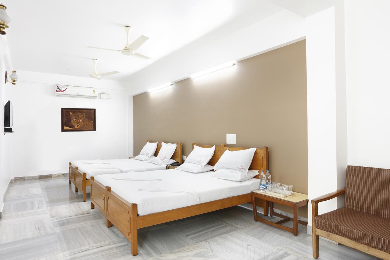 Sri Aarvee Hotels Coimbatore Eksteriør bilde