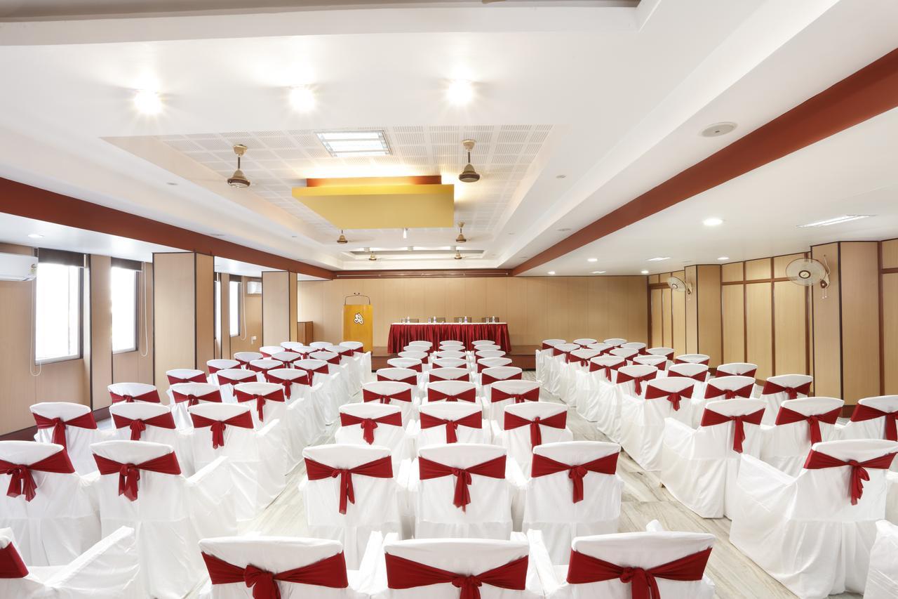 Sri Aarvee Hotels Coimbatore Eksteriør bilde